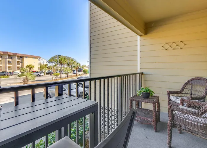 Hilton Head Resort Condo Pool Bar And Beach Access